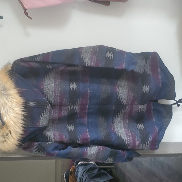 Navajo colored long coat - Picture 3 of 6